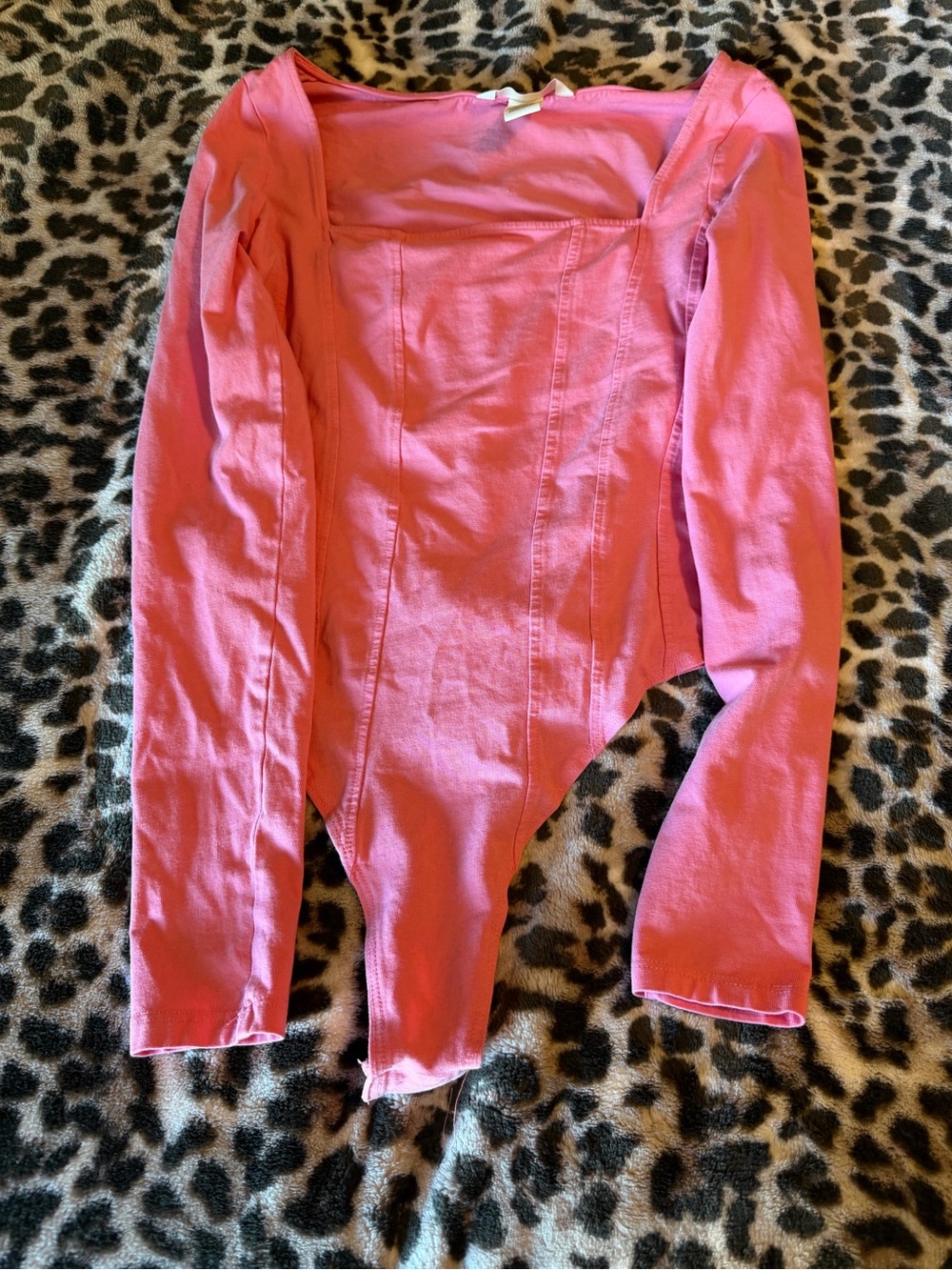H&M pink long sleeve bodysuit size small 🌸✨